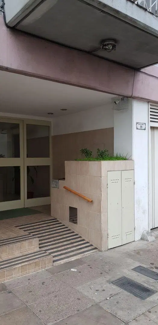 ALQUILER de departamento dos ambientes en RAMOS MEJÍA. 5