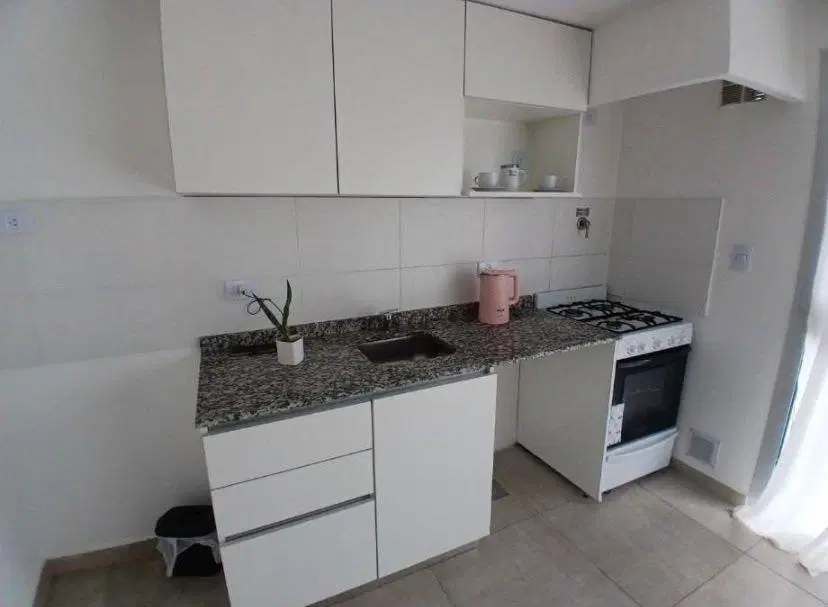 Departamento monoambiente. | Domingo Olivera al 900 2