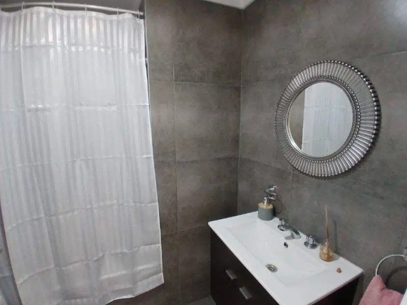 Departamento monoambiente. | Domingo Olivera al 900 3