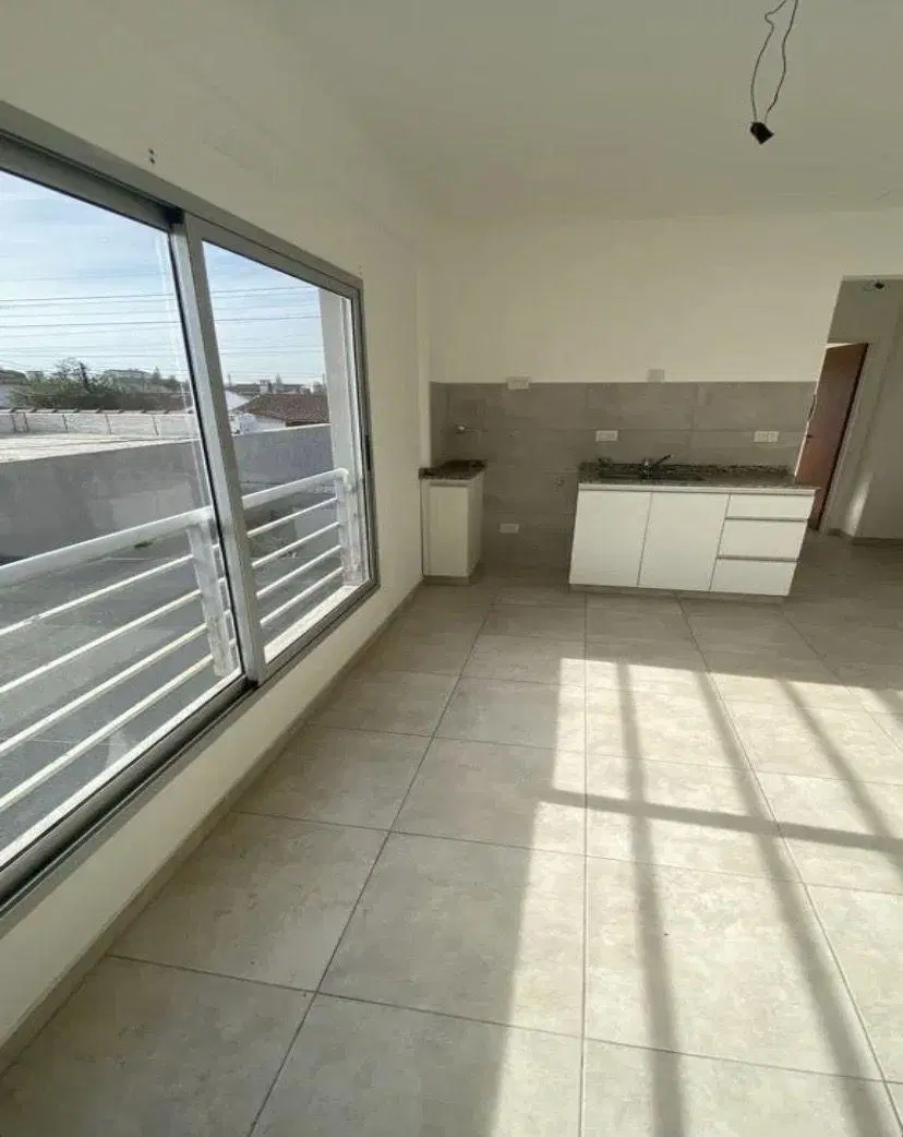 Departamento 2 ambientes. | Grito de alcorta al 1700 2