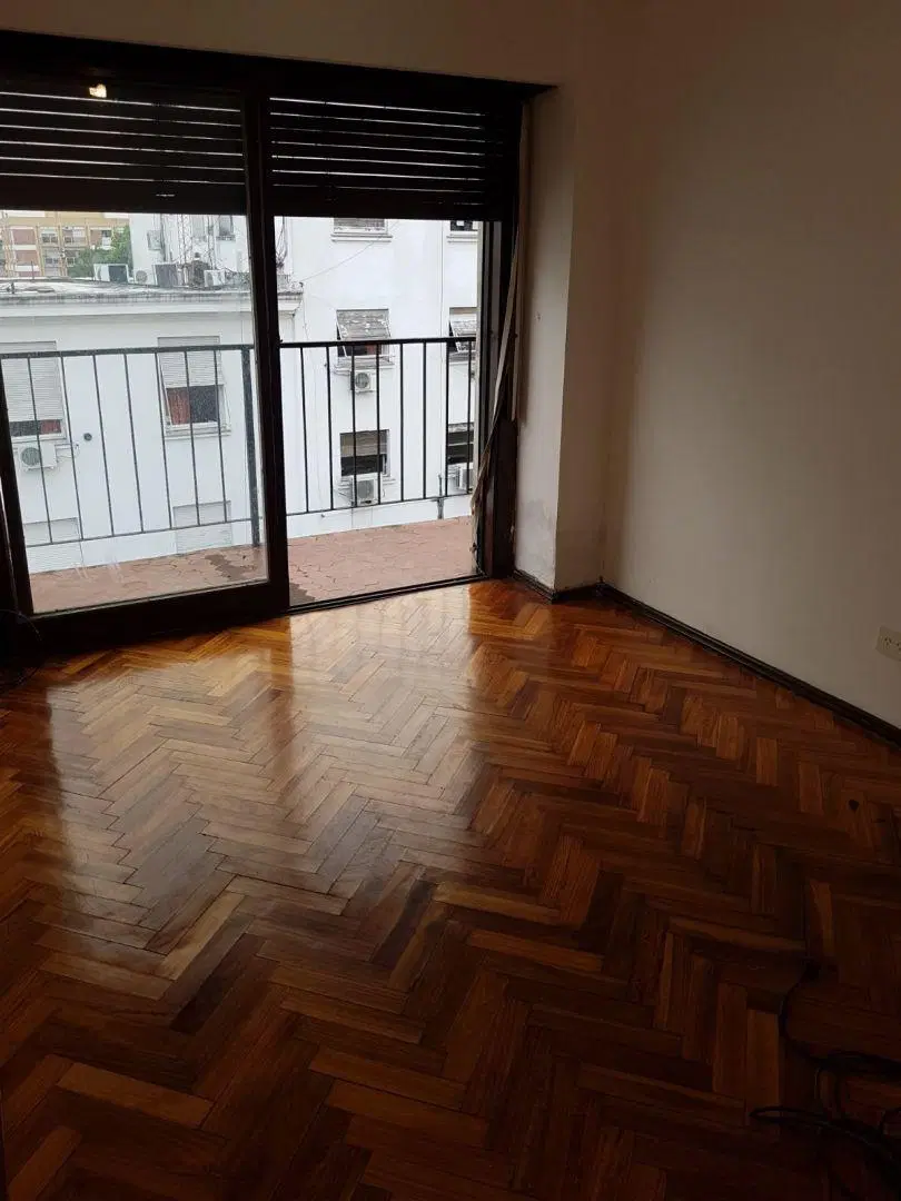 Departamento 2 ambientes. | Almirante Brown al 900 2