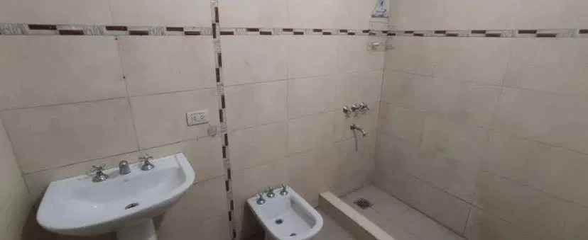 Departamento 2 ambientes. | DEL VALLE IBERLUCEA al 900 3