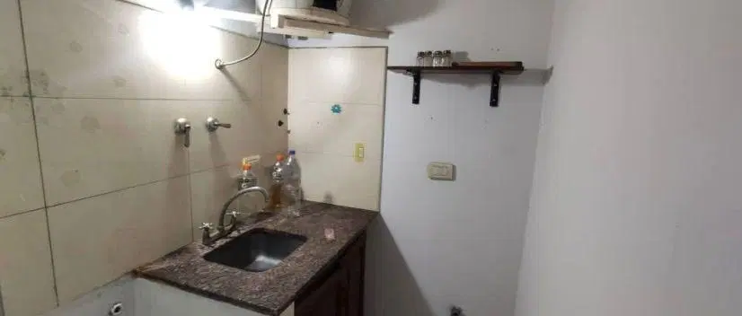 Departamento 2 ambientes. | DEL VALLE IBERLUCEA al 900 5