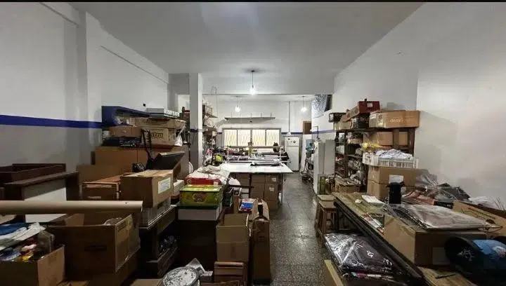 Local . | Mariano Moreno al 3000 2