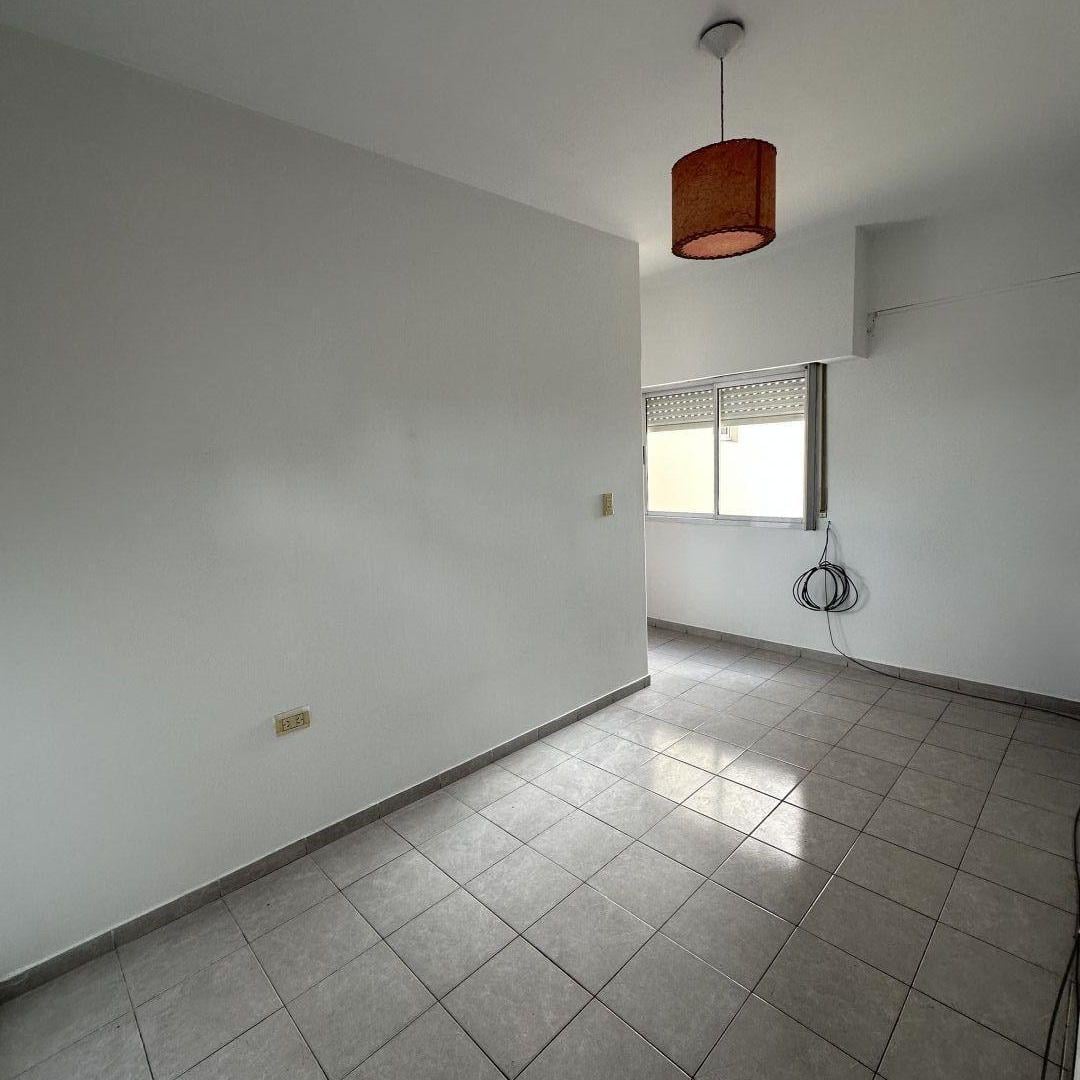 Departamento 2 ambientes. | Juan José Valle al 700
