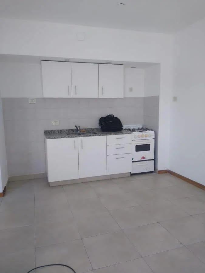 Foto de Departamento monoambiente. | Av Rivadavia al 21800, imagen 3
