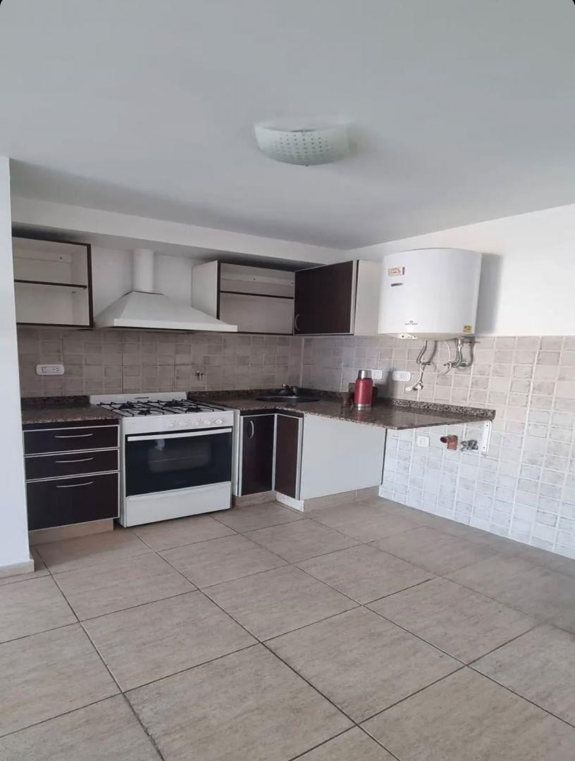 Foto de Departamento 2 ambientes 0 dormitorios. | Larralde al 1000, imagen 2