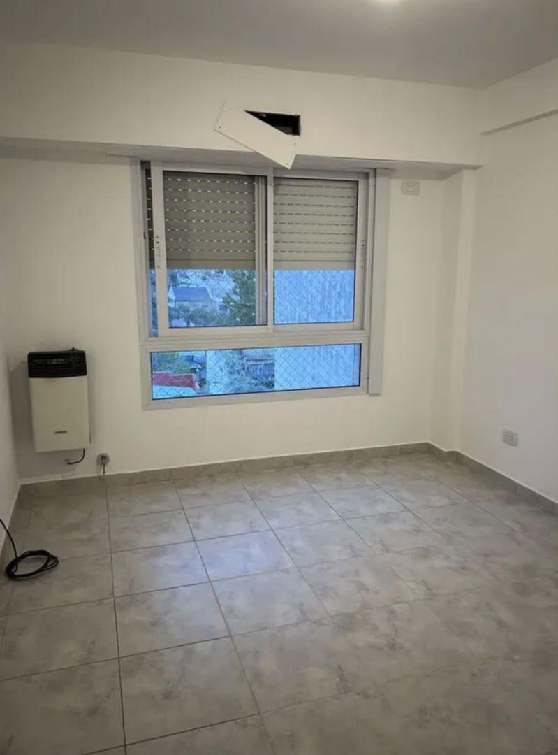 Foto de Departamento 2 ambientes. | Av Rivadavia al 15600, imagen 5