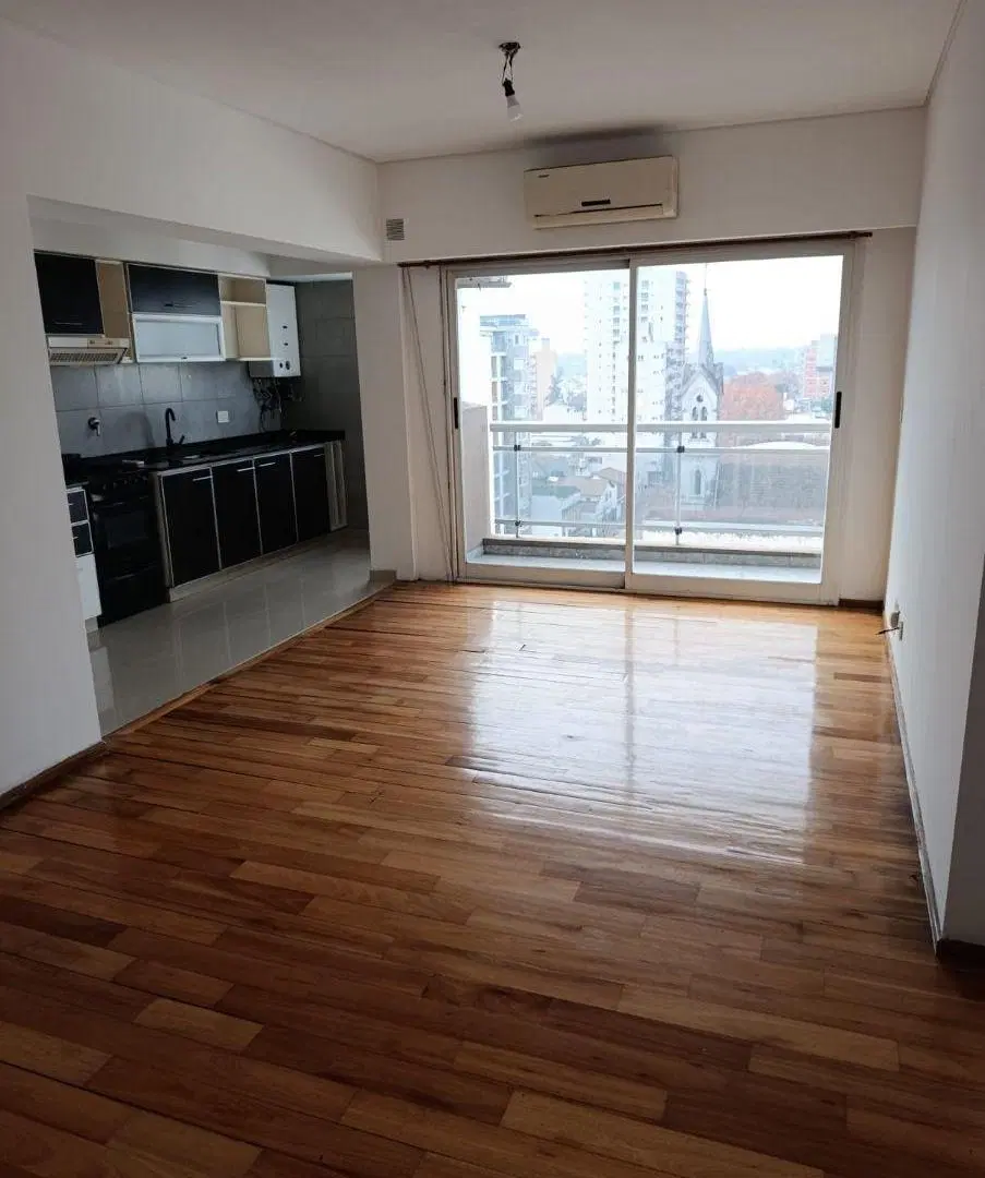 Departamento de 45 m2 con 1 dormitorio en alquiler en Caseros 2