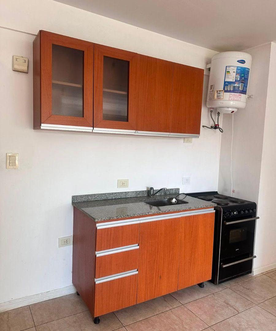 Foto de Dpto. 1 ambiente Caseros centro apto profesional, imagen 3