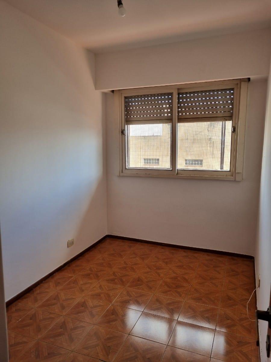 Venta - Departamento 4 Ambientes - Flores 4