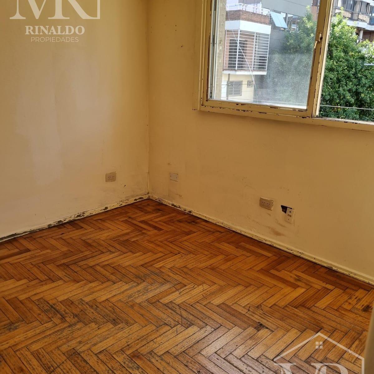 Venta - Departamento Al Frente - 3 Ambientes - Flores 1