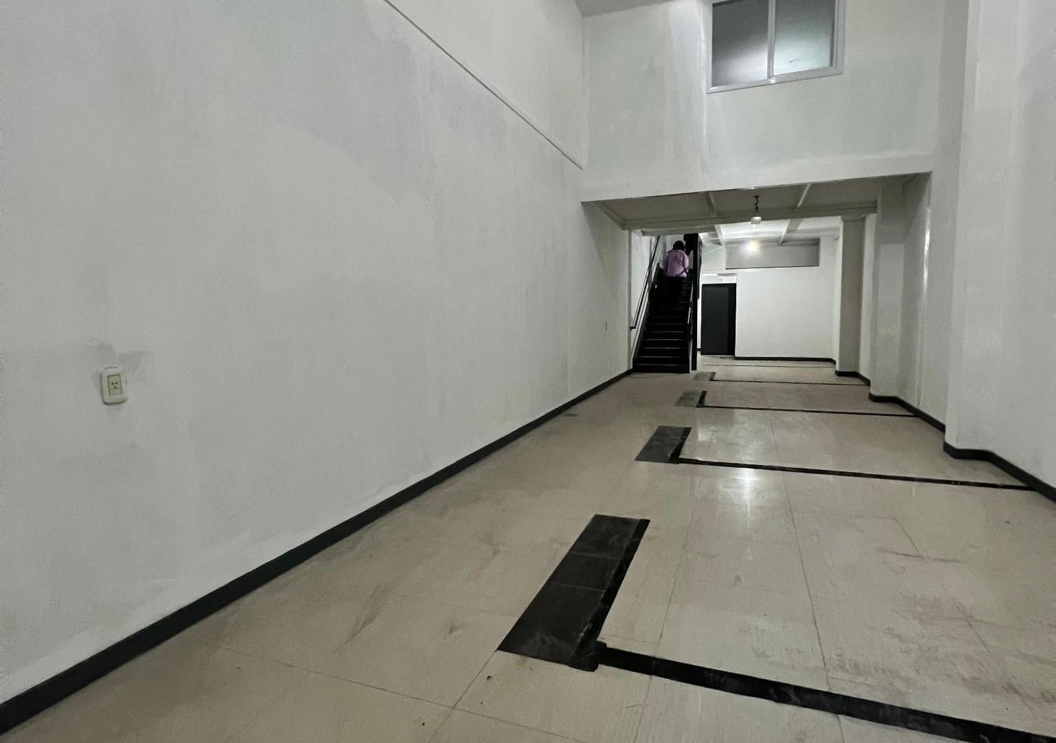Alquiler Local Comercial en 2 Plantas – Floresta