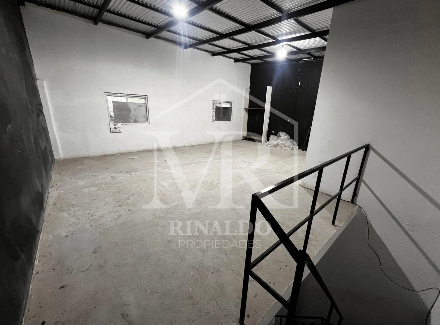 Alquiler | Local Comercial - Floresta