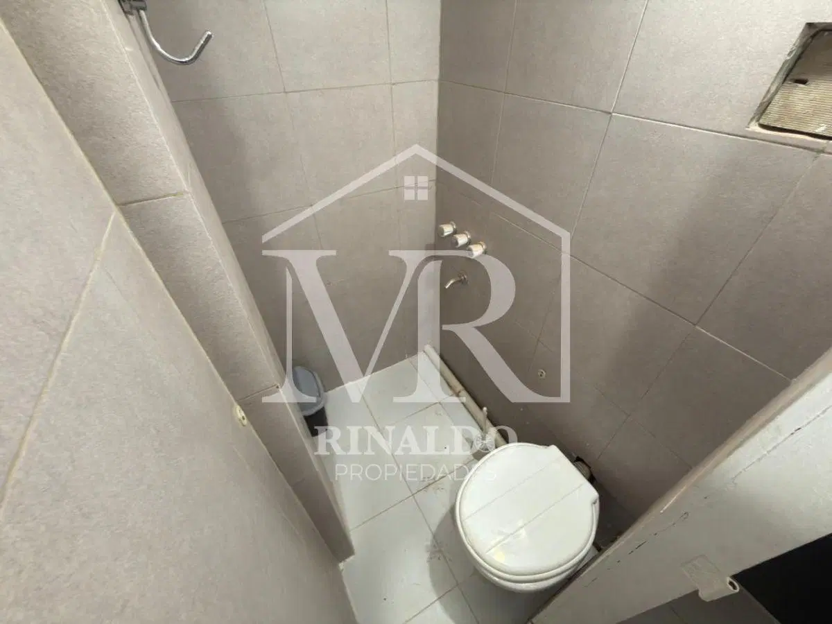 Alquiler | Monoambiente 1º piso por escalera - Barrio de Liniers 4