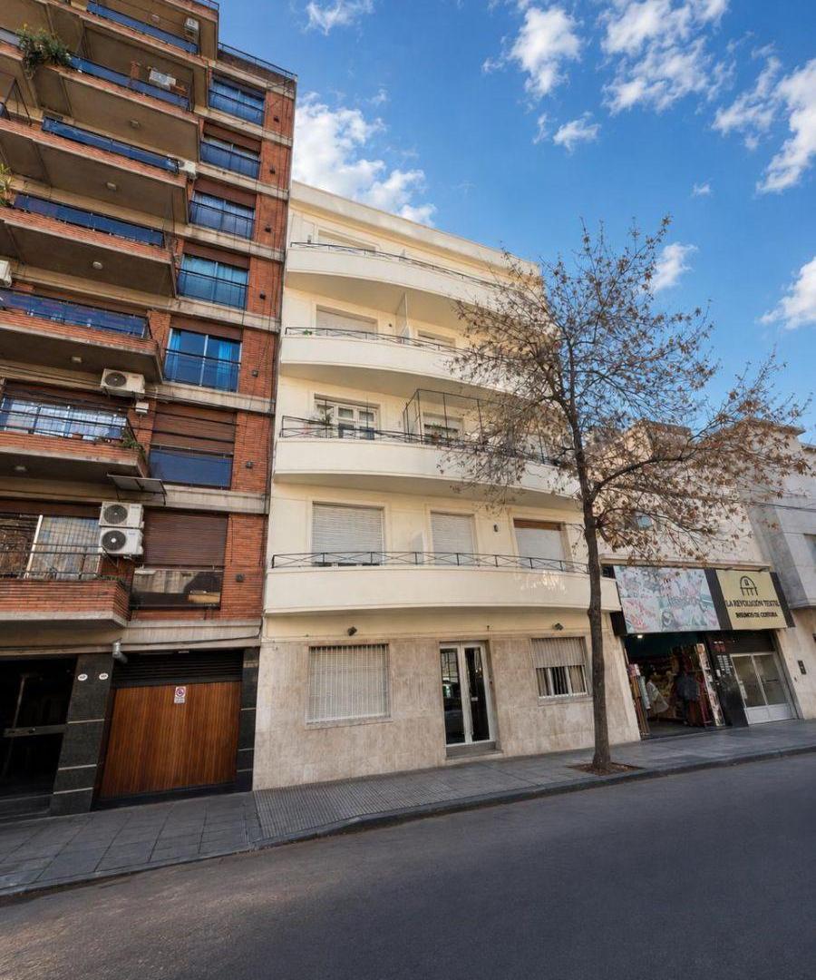 Alquiler | Departamento 3 ambientes con balcon - Barrio de Flores