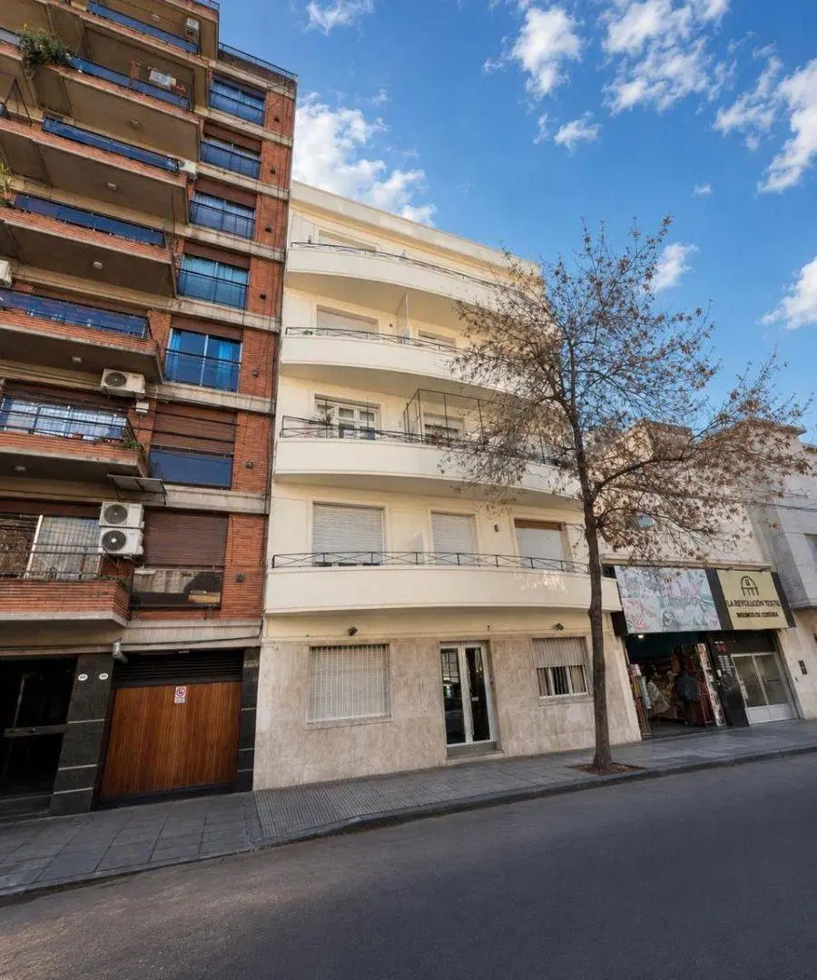 Alquiler | Departamento 3 ambientes con balcon - Barrio de Flores 3
