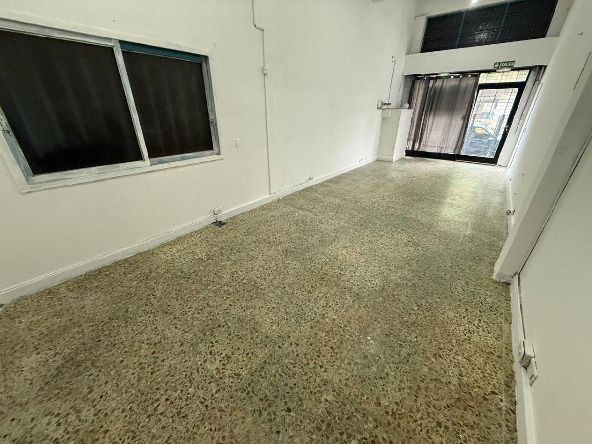 Foto de Alquiler | Local Comercial - Parque Avellaneda, imagen 5