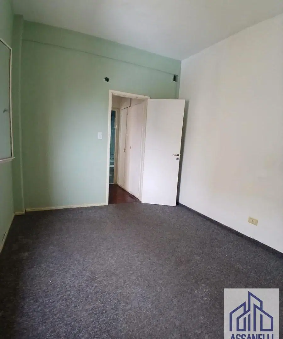 Departamento dos ambientes amplios. 3