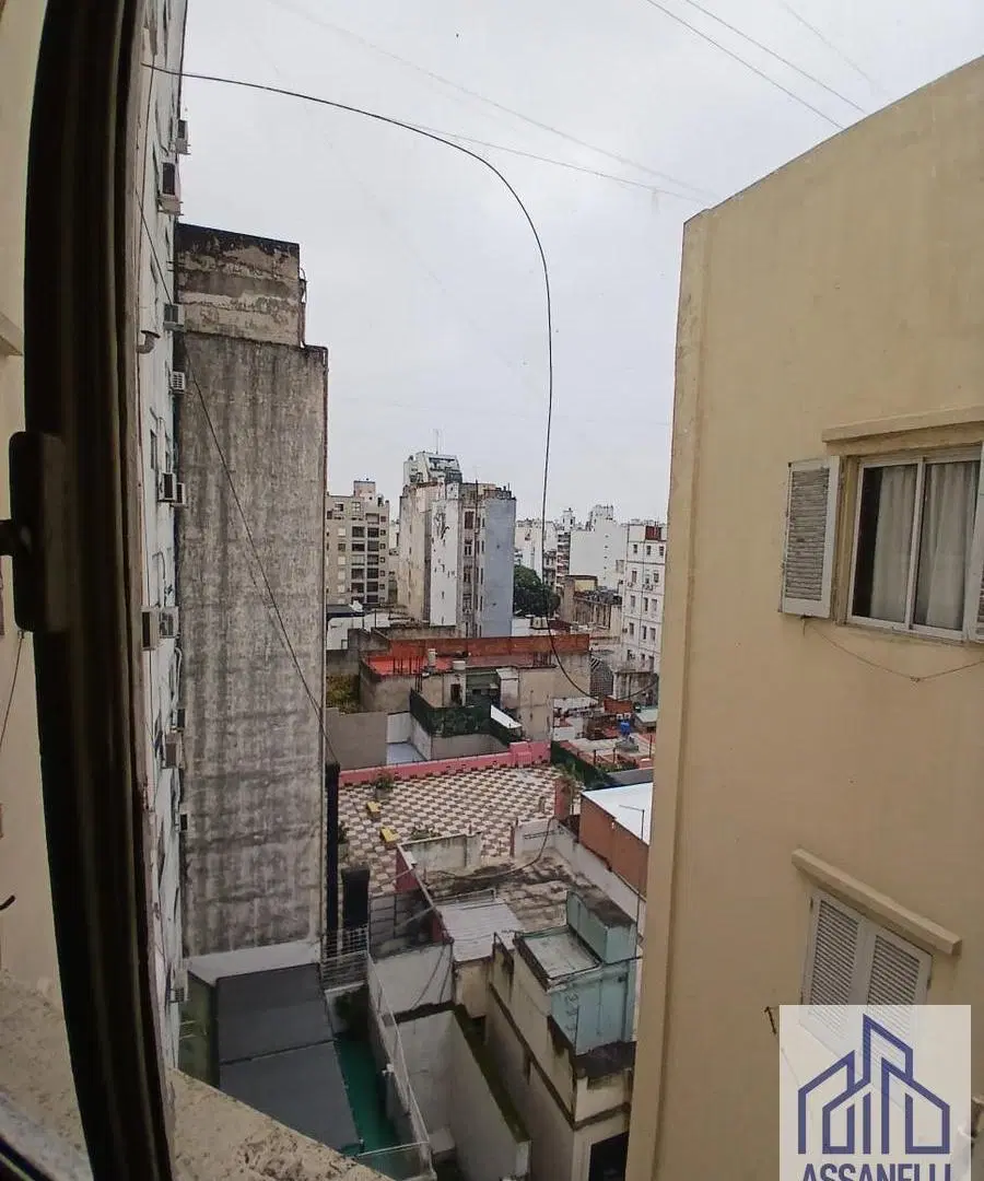 Departamento dos ambientes amplios. 1