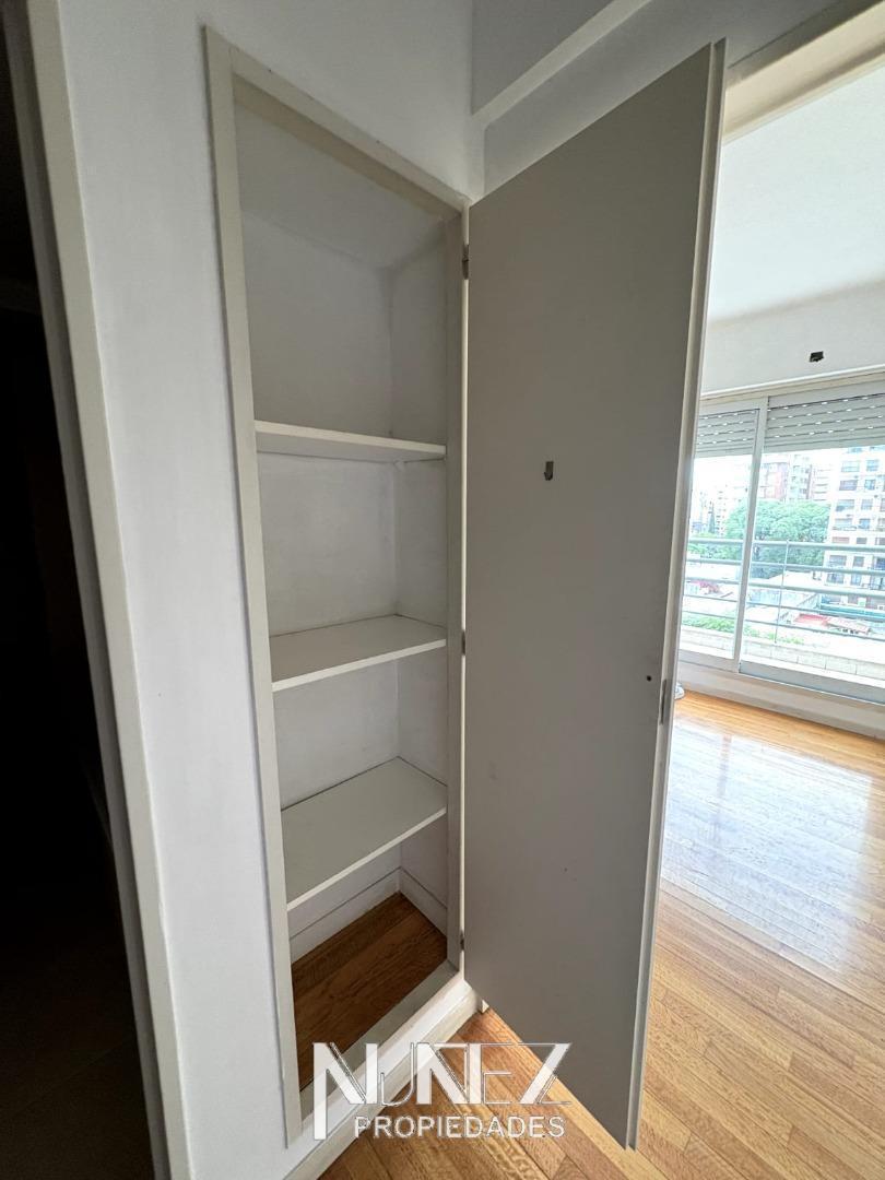 Venta - Depto 2 Ambientes C/ Cochera - Parque Chacabuco 2
