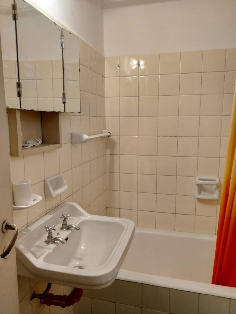 Foto de VENTA - APTO CRÉDITO - Departamento 2 ambientes - Mataderos, imagen 3