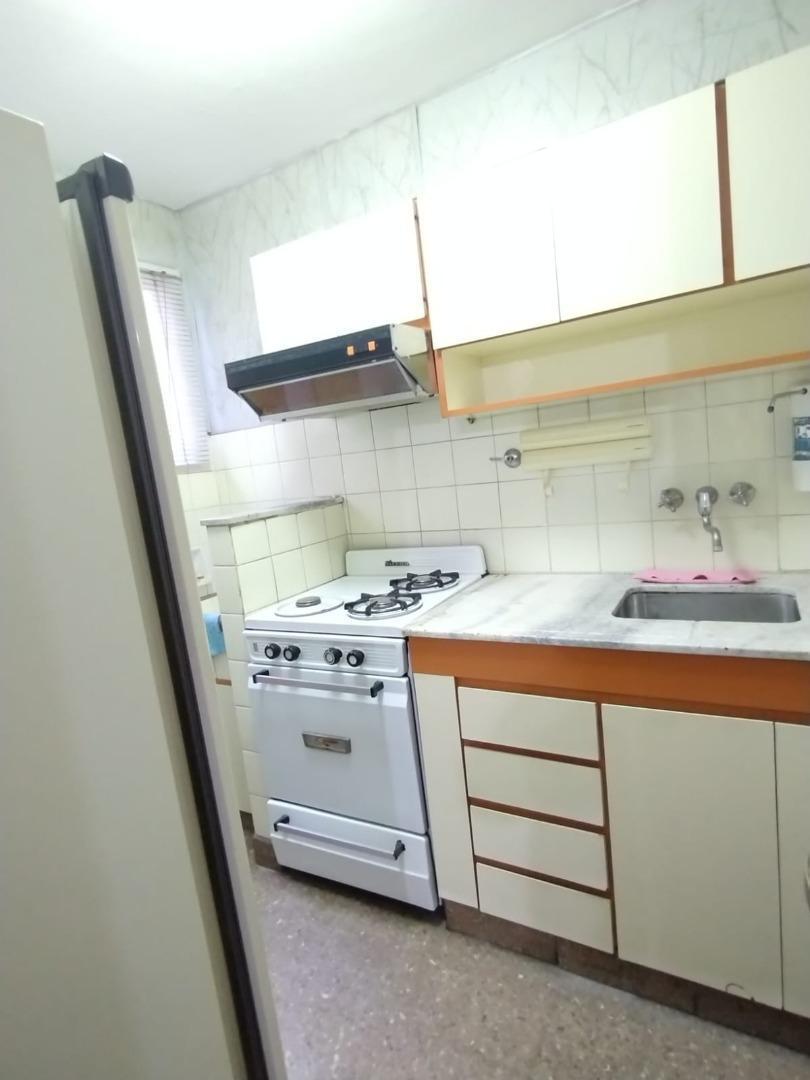 Foto de VENTA - APTO CRÉDITO - Departamento 2 ambientes - Mataderos, imagen 2