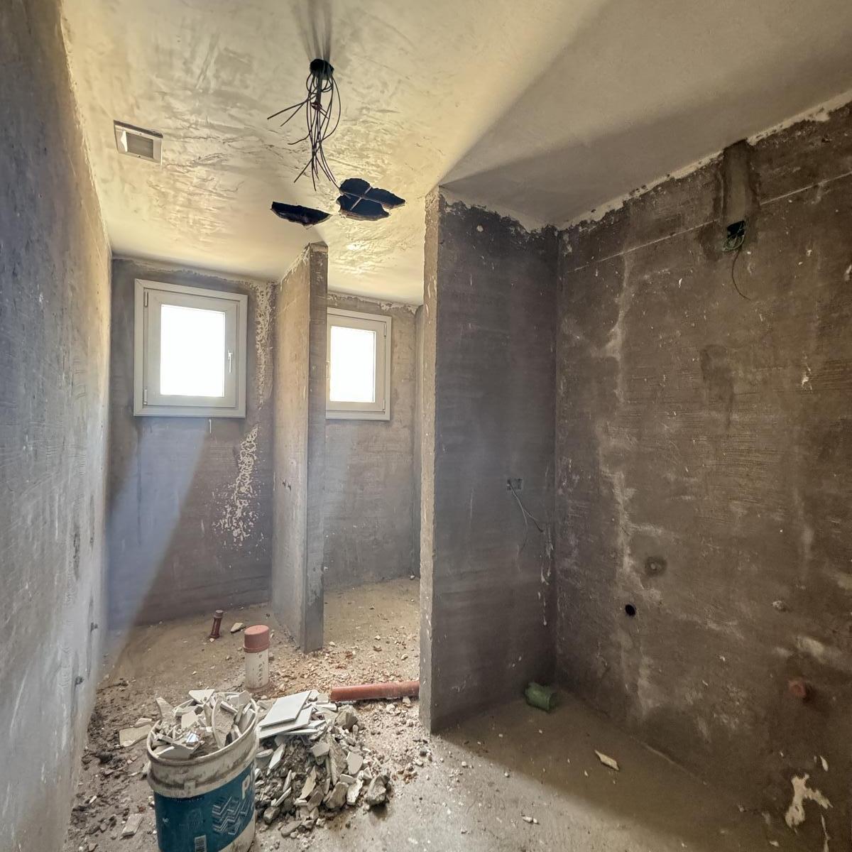 Piso - a m de Av Alem - 260 m 2
