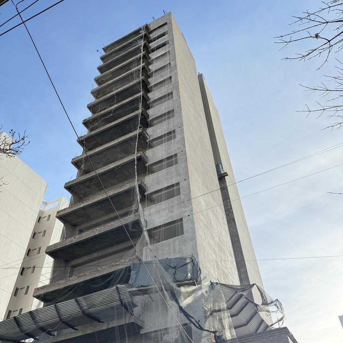 Piso - a m de Av Alem - 180 m - 2 Cocheras 1