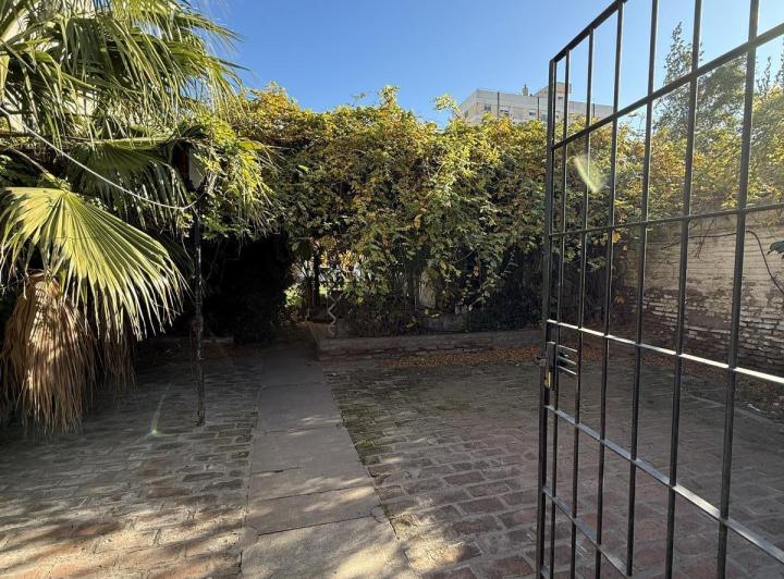 3 D - 2 Baños - Gran jardín - Lote 450 mts 4