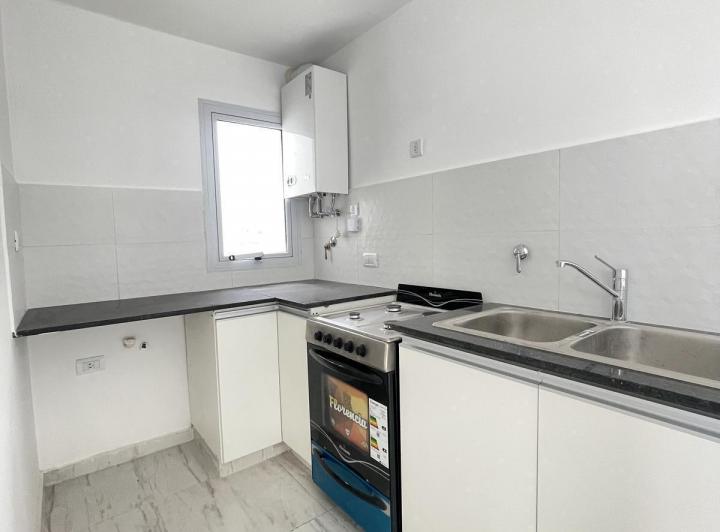 2 D - Cocina separada - Radiadores - DVH 4