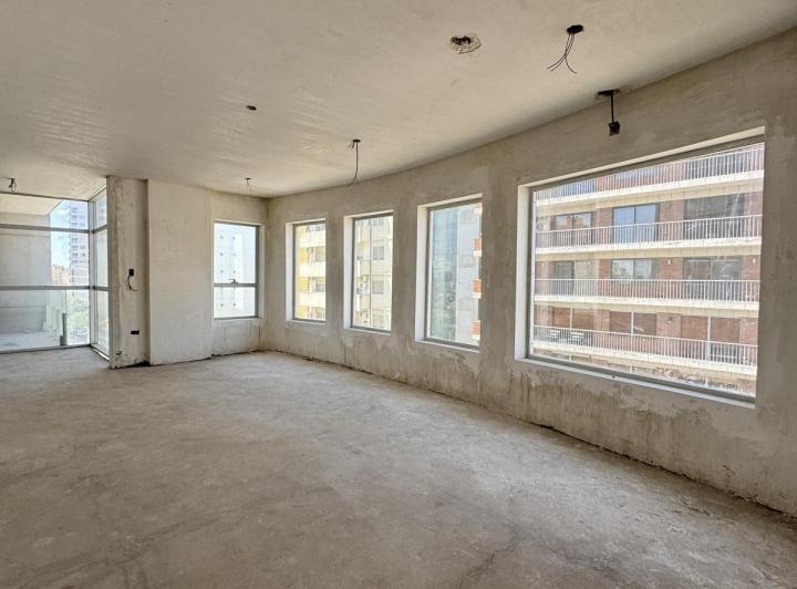 Piso  - A mts de Av. Alem - 260 mts - 2