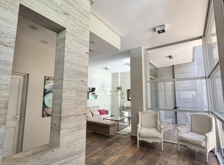 Piso  - A mts de Av. Alem - 260 mts - 3