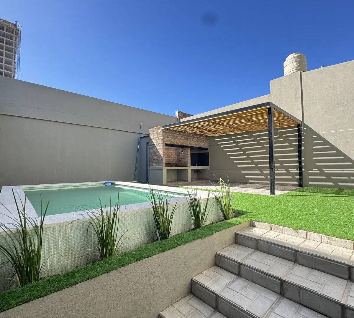 1 D - Balcon c/parrilla individual -Pileta- Zona Uns Palihue 2