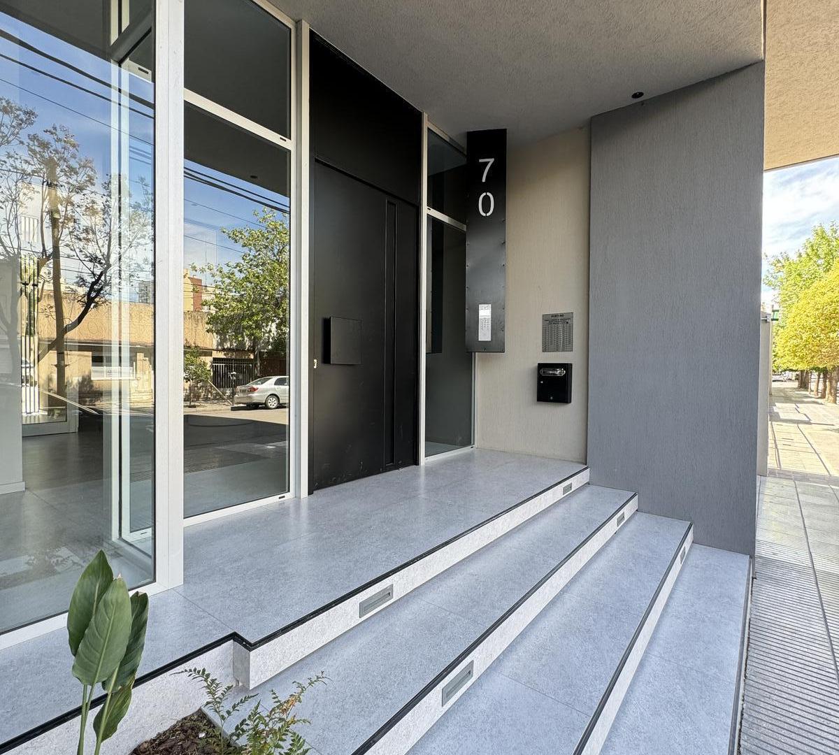 2 D - 2 B - Doble Balcon aterradazado - 89 mts
