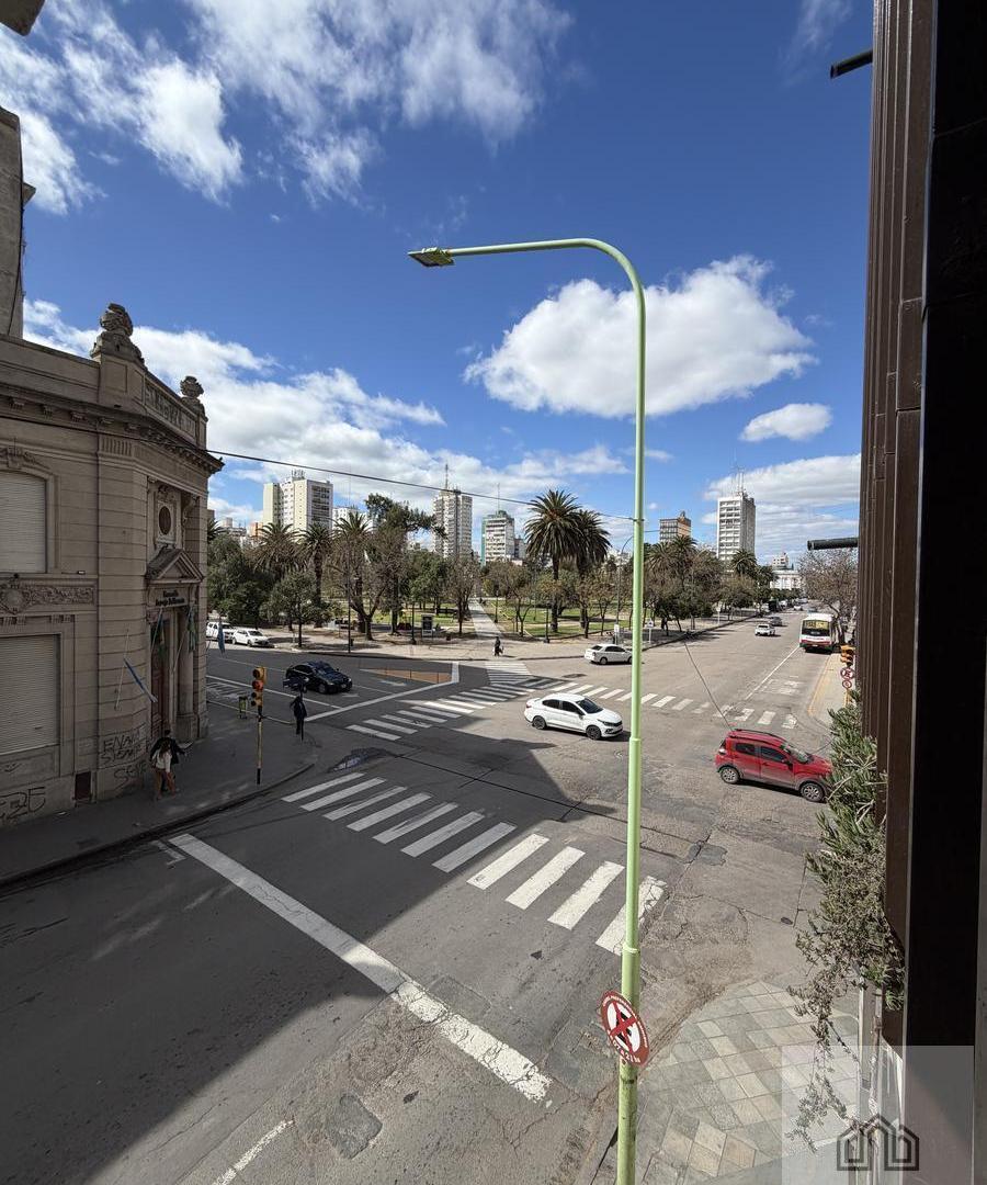 Foto de Microcentro - Semipiso - 3 D - 105 mts - Opción cochera - Oportunidad -, imagen 3