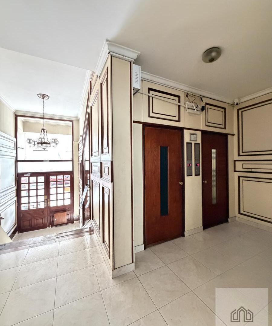 Foto de Microcentro - Semipiso - 3 D - 105 mts - Opción cochera - Oportunidad -, imagen 1