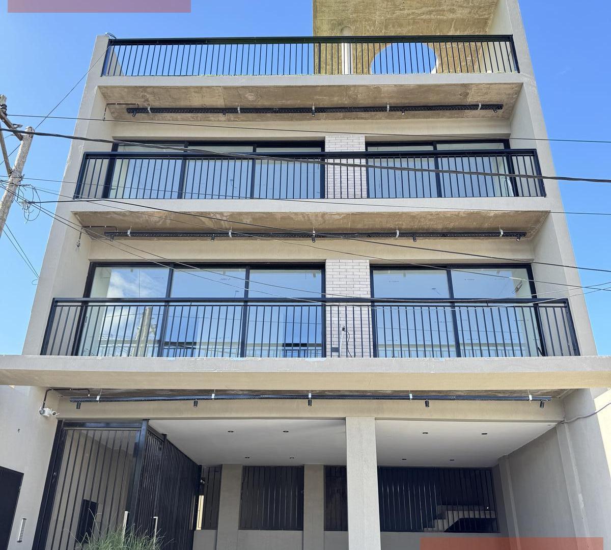 Foto de Planta Baja - 1 D - Parrilla y Pileta. - Zona Uns Palihue, imagen 2