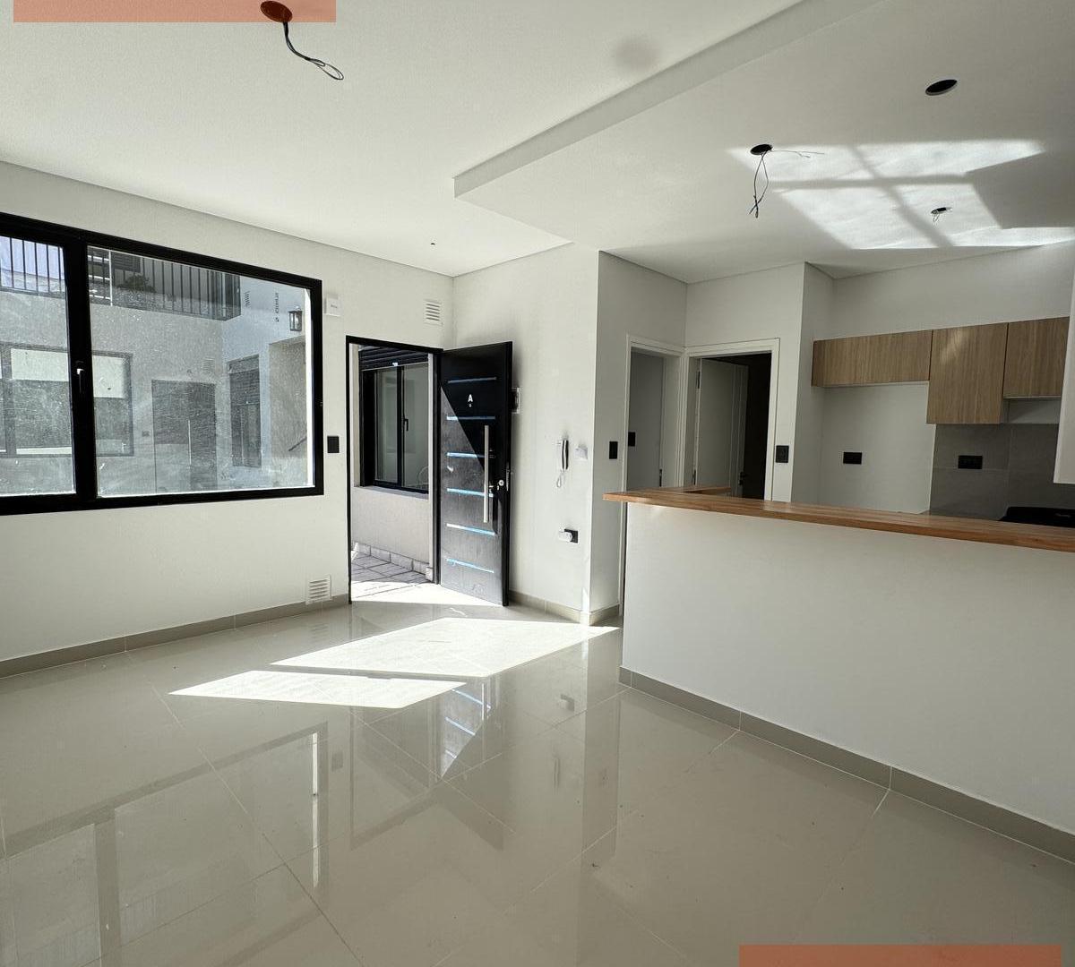 Foto de Planta Baja - 1 D - Parrilla y Pileta. - Zona Uns Palihue, imagen 4