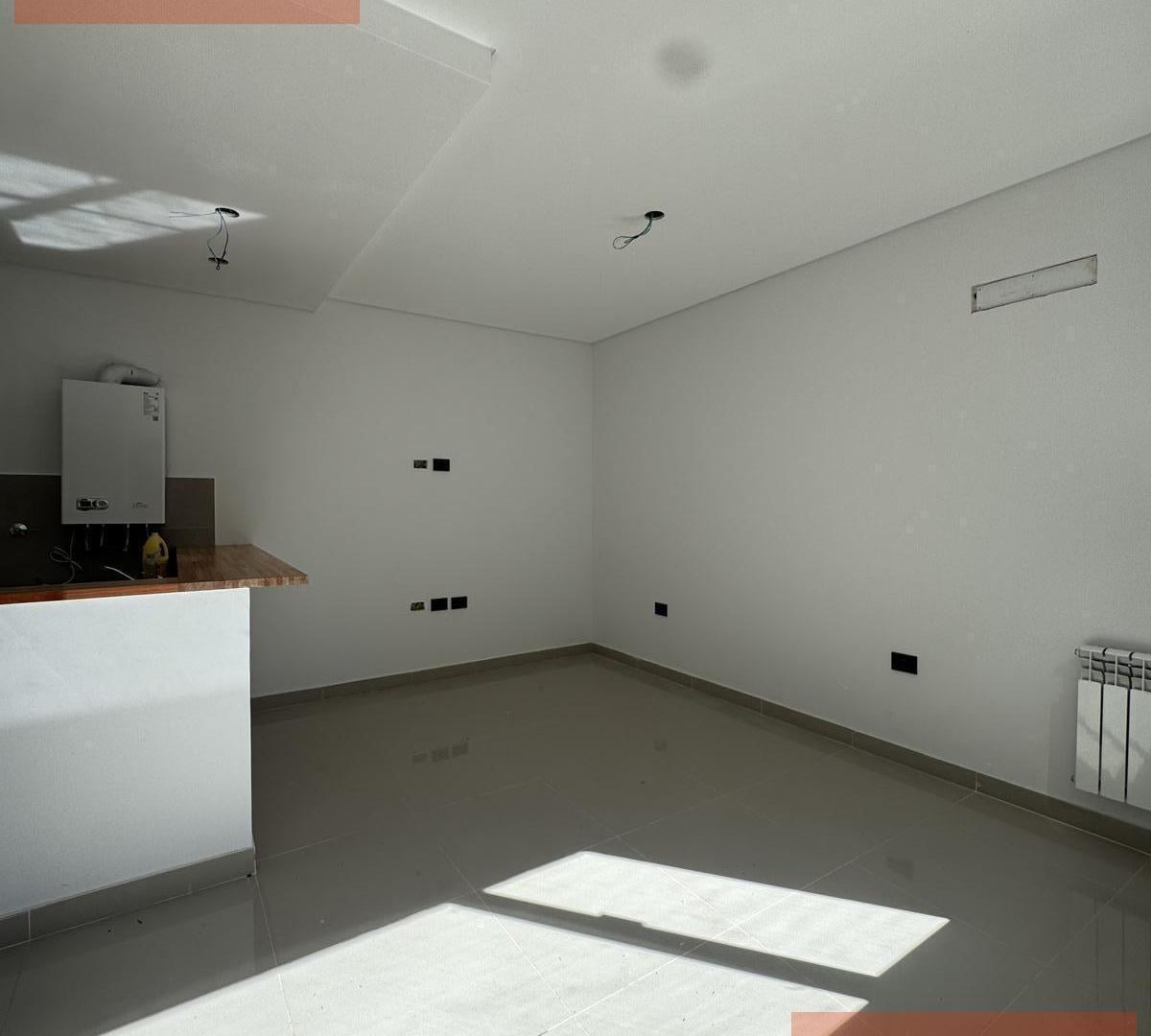 Foto de Planta Baja - 1 D - Parrilla y Pileta. - Zona Uns Palihue, imagen 5