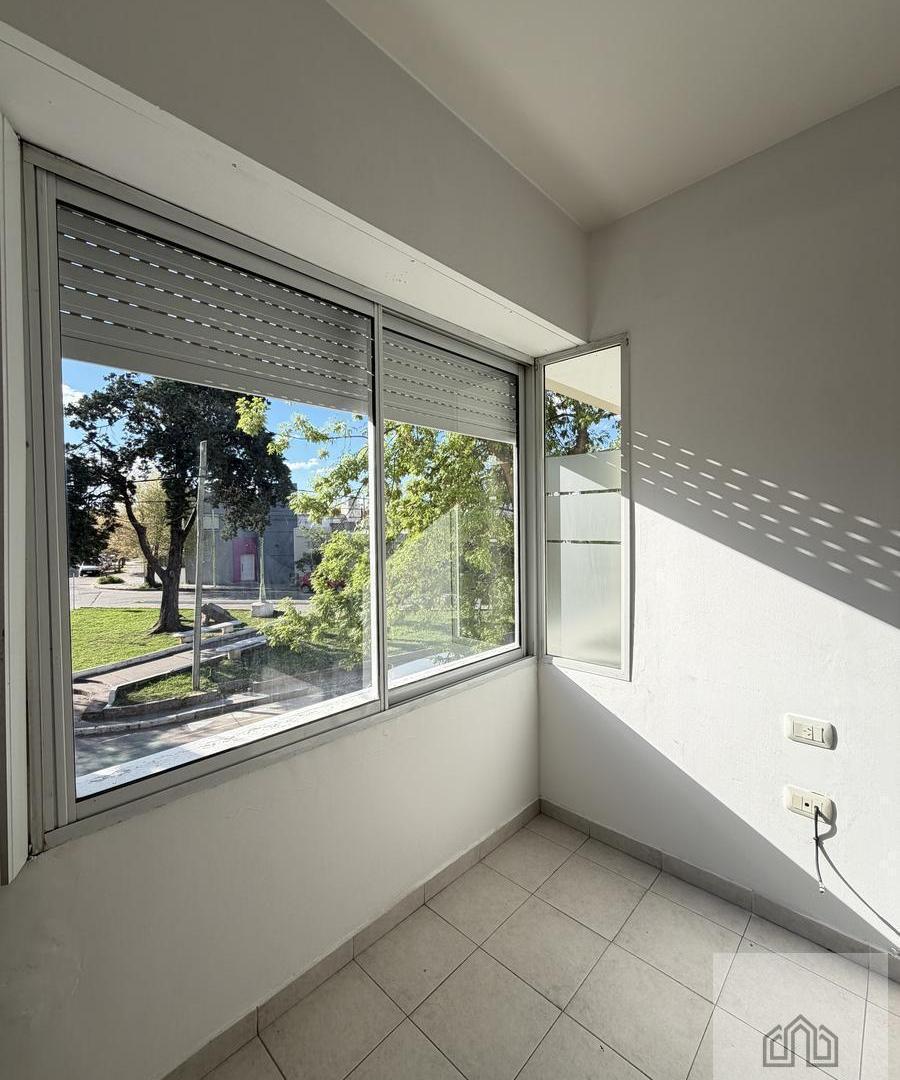 Foto de 1 Dormitorio - Balcon - Zona Paseo de las escultura, imagen 2