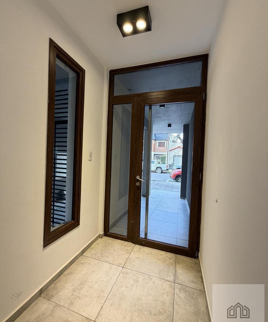 Foto de 2 D - Balcon - Parrilla - 86 mts - Cochera, imagen 2