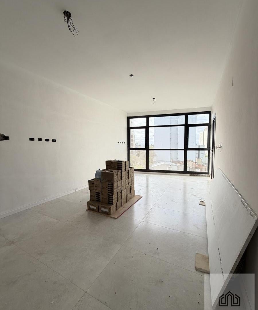 Foto de Semipiso - 2 D - 2 Baños - Cochera, imagen 2