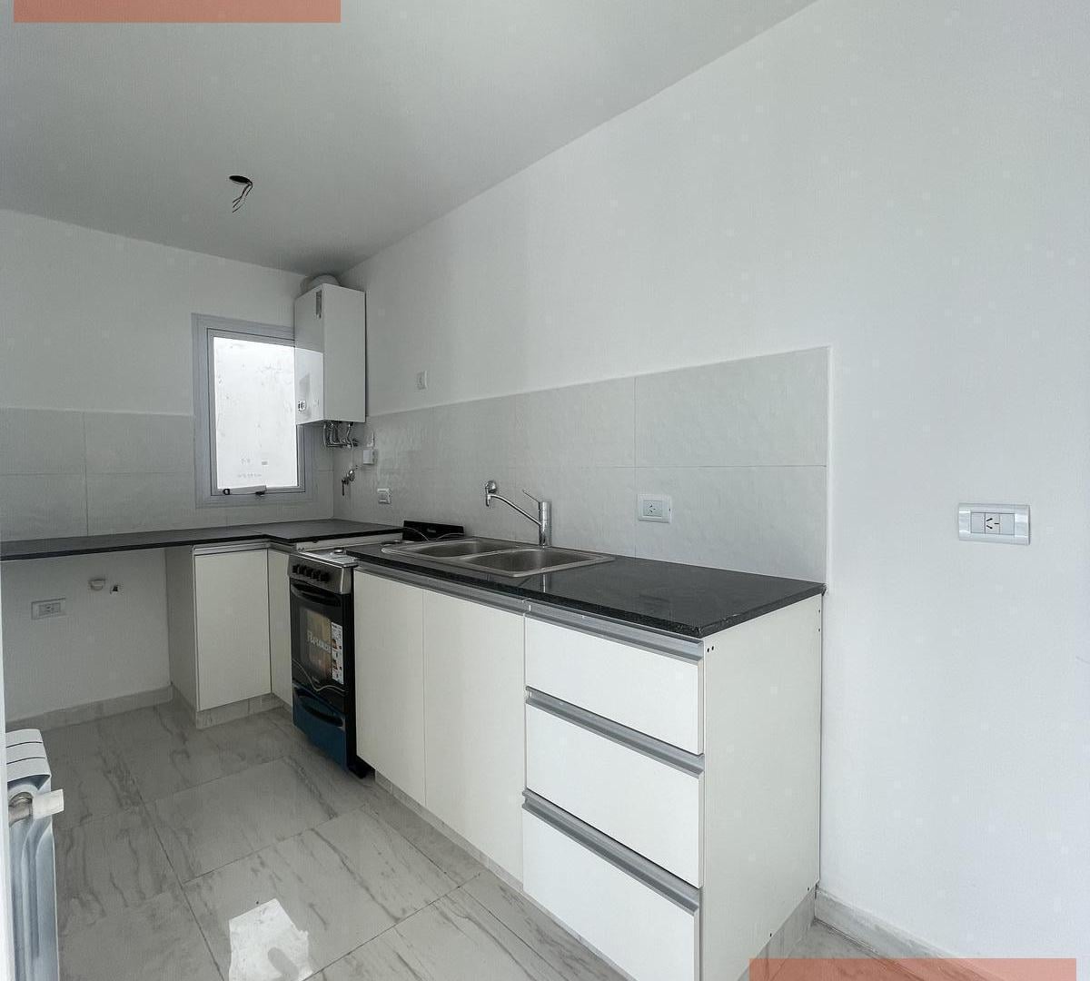 Foto de 2 D - Cocina separada - Radiadores - DVH, imagen 5