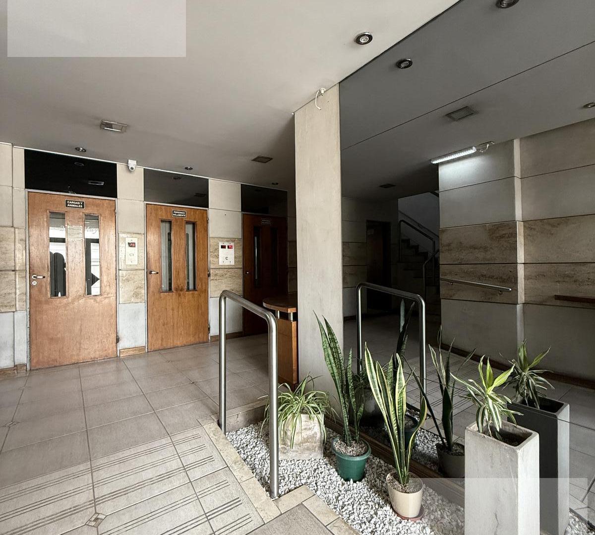 Foto de Microcentro - 3 D - 75 mts - Oportunidad -, imagen 1