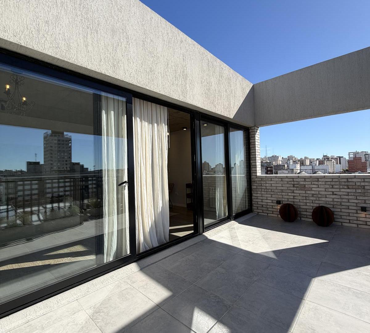 Foto de 1 Dorm - 67mts - Radiadores - DVH - Terraza Amplia - Centro, imagen 3