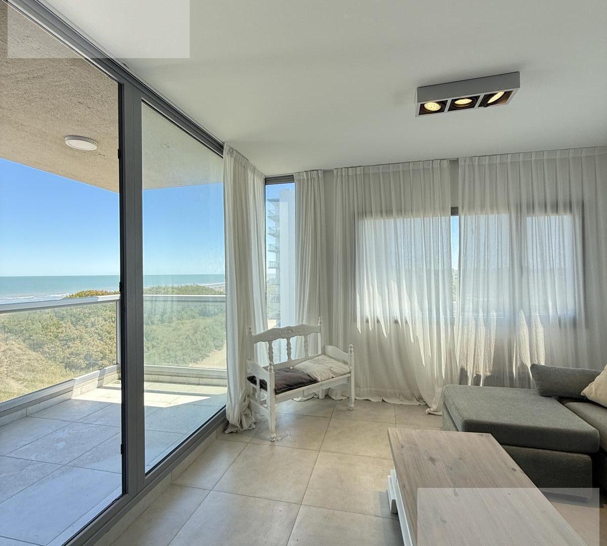 Foto de 2 Dorm - Balcon aterrazado - Cochera - Pileta, imagen 1