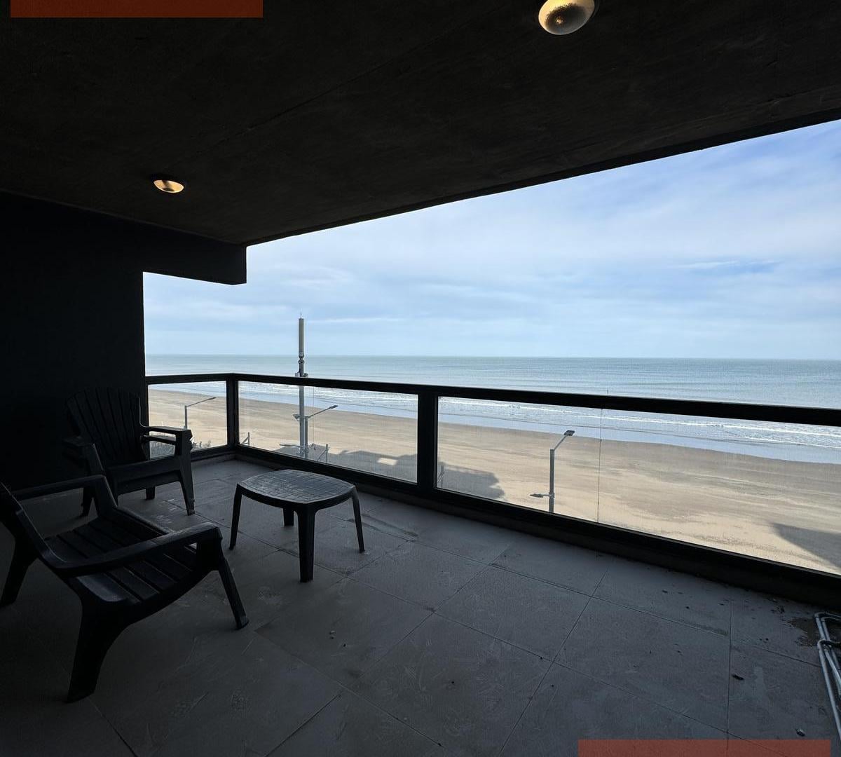 Foto de 3 D - 2 B - 114 mts. - C/ cochera - Frente al Mar., imagen 5