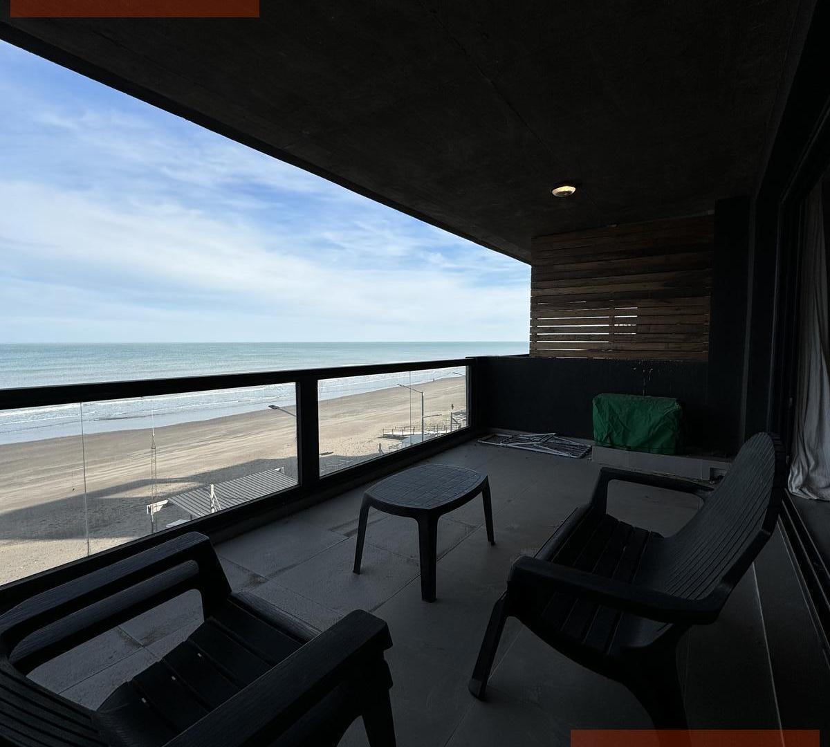 Foto de 3 D - 2 B - 114 mts. - C/ cochera - Frente al Mar., imagen 3