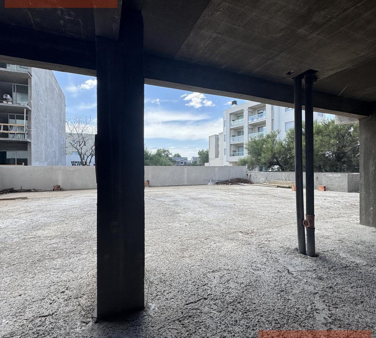 Foto de Latitud 39 - 2 Dorm con vistas al Mar!!! - 2 B - Cochera - Pileta, imagen 2